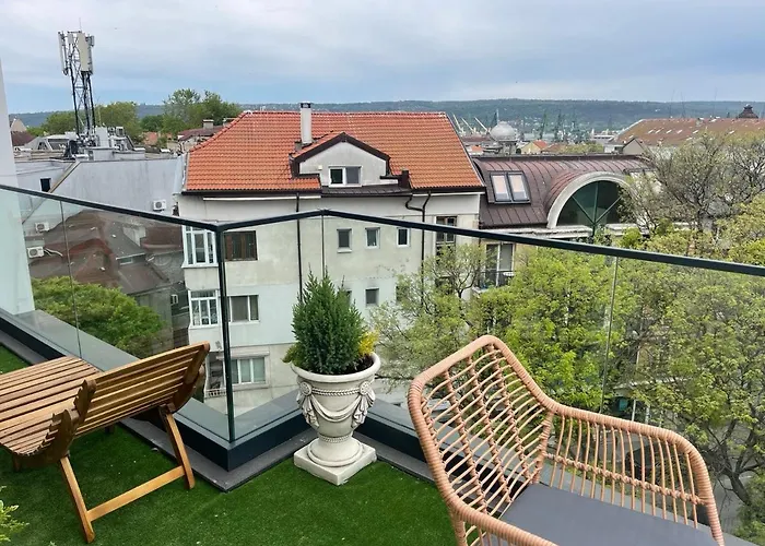 Panoramic Apartment In Varna With Underground Parking