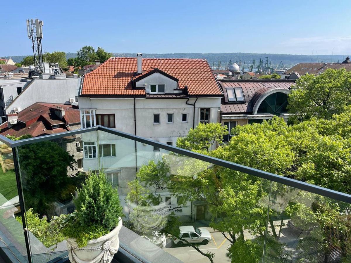 Panoramic In With Underground Parking * Varna